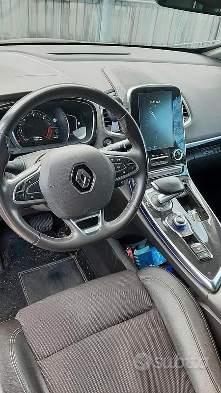 Usata Renault Espace 160 CV (117 kW) 2016 Monovolume