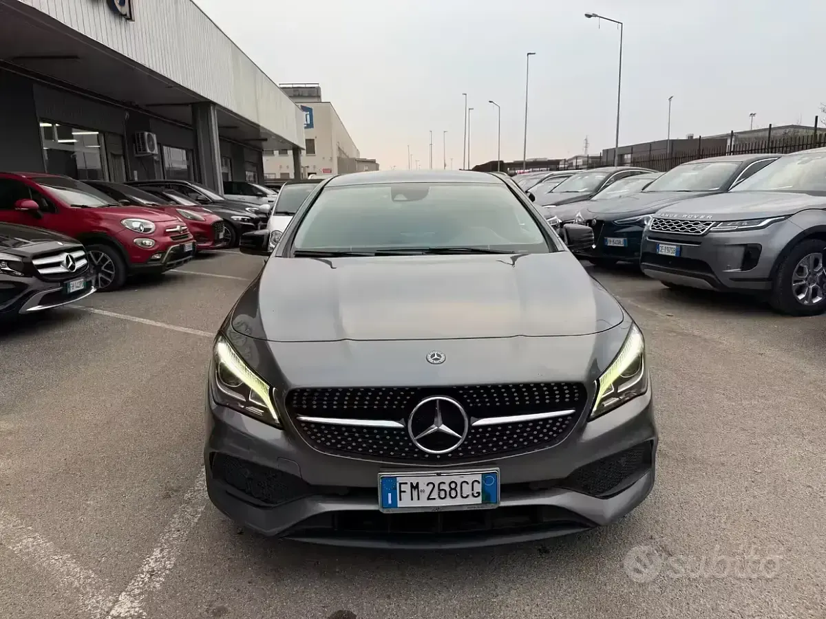 Usata Mercedes CLA200 Shooting Brake Premium 136 CV (100 kW) 2017 Grigio Station wagon