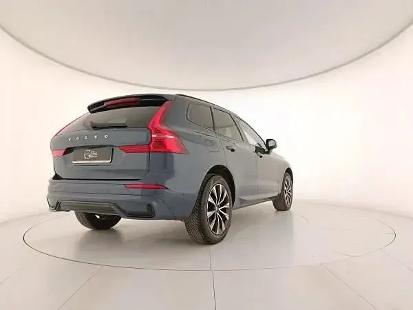 Usata Volvo XC60 Plus 235 CV (172 kW) 2023 Blu SUV
