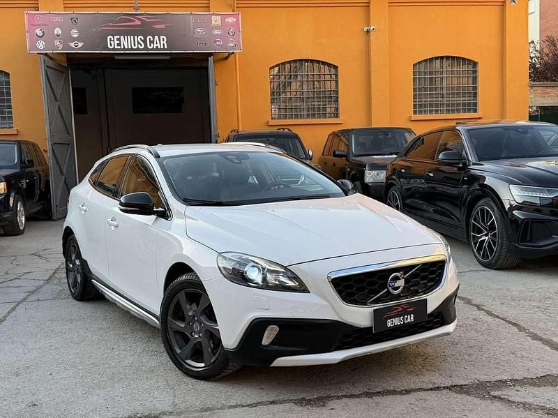 Usata Volvo V60 Summum 114 CV (83 kW) 2013 Other Station wagon