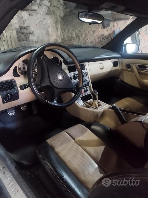 Usata Mercedes SLK200 2000 Nero Cabrio