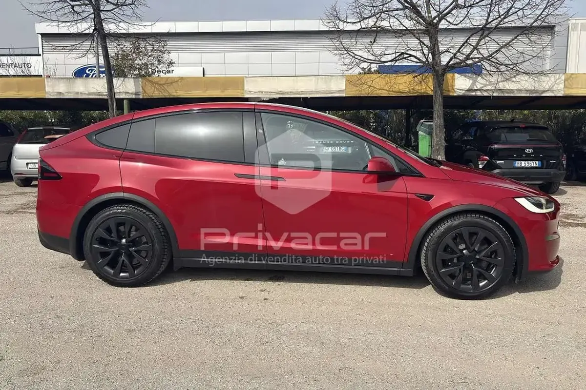 Usata Tesla Model X Plaid 356 kW (485 CV) 2023 Rosso SUV