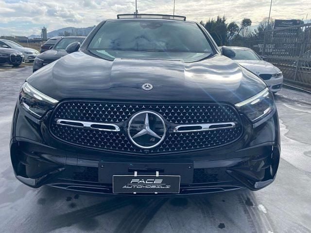 Usata Mercedes GLC200 Premium 204 CV (150 kW) 2025 Grigio metallizzato SUV