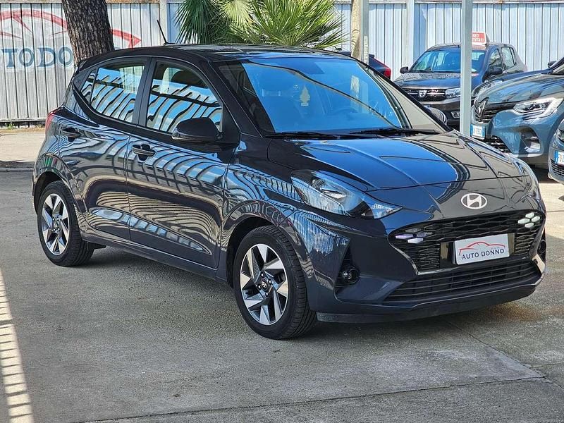 Usata Hyundai i10 63 CV (46 kW) 2024 Grigio Utilitaria