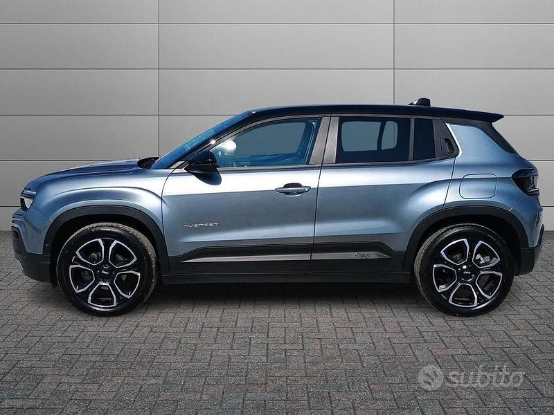 Usata Jeep Avenger Summit 101 CV (74 kW) 2024 Grigio SUV