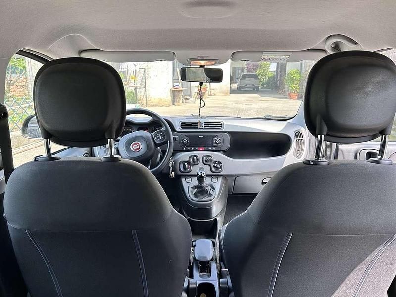 Usata Fiat Panda 69 CV (50 kW) 2018 Grigio Utilitaria