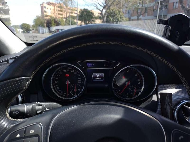 Usata Mercedes GLA200 Executive 136 CV (100 kW) 2018 SUV