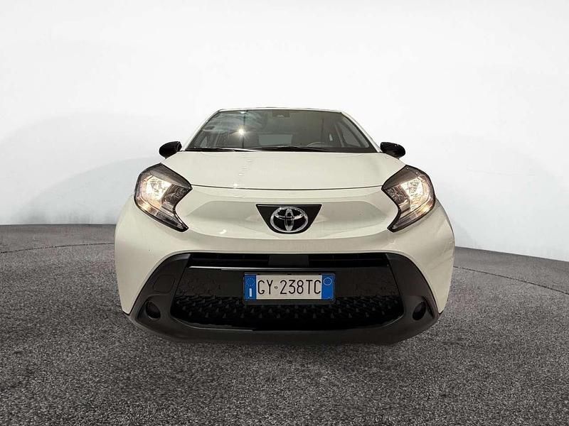 Usata Toyota Aygo X Active 72 CV (52 kW) 2025 Bianco SUV