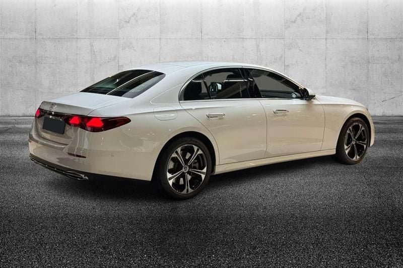 Usata Mercedes E300 Advanced Plus 313 CV (230 kW) 2023 Bianco Berlina