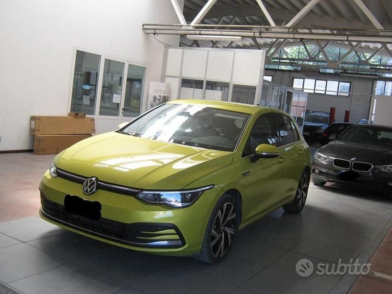 Usata VW Golf VIII Style 150 CV (110 kW) 2020 Giallo Berlina