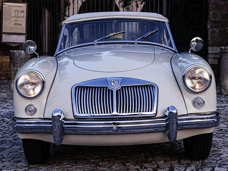 Usata MG MGA 68 CV (50 kW) 1956 Bianco Cabrio