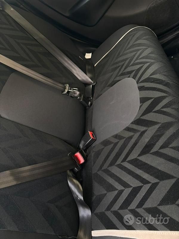 Usata Lancia Ypsilon 2016 Bianco Utilitaria