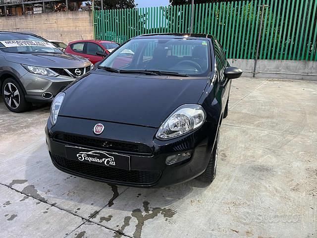 Usata Fiat Punto Street 78 CV (57 kW) 2018 Nero Utilitaria