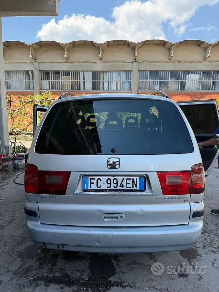 Usata Seat Alhambra 130 CV (95 kW) 2003 Grigio Monovolume