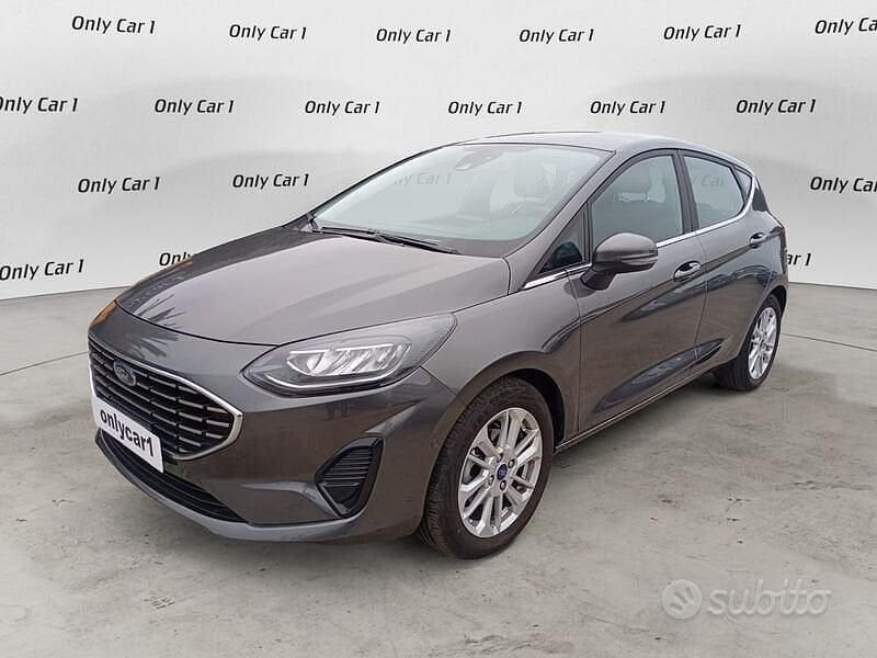 Usata Ford Fiesta Titanium 75 CV (55 kW) 2023 Grigio scuro Utilitaria