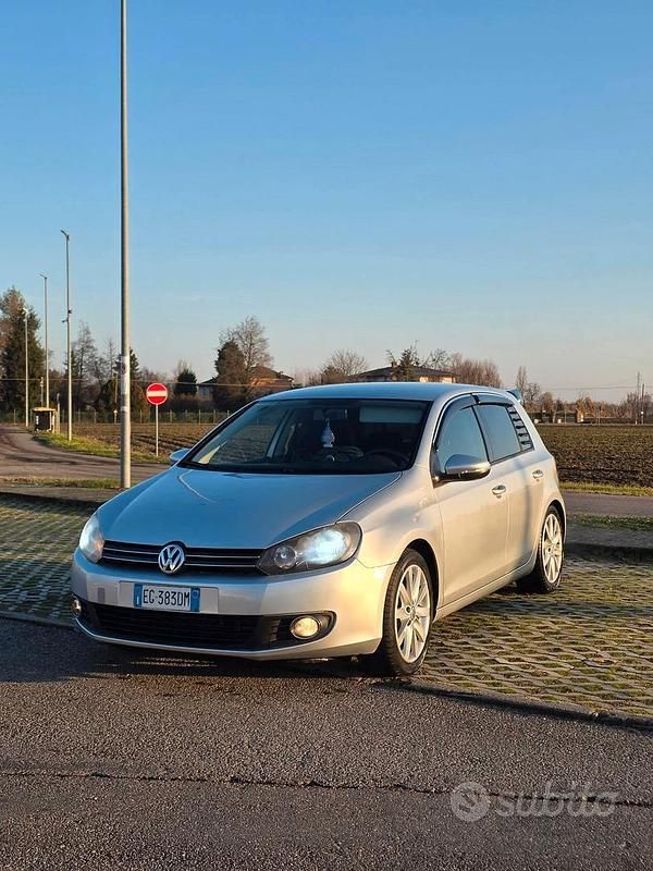 Usata VW Golf VI 140 CV (102 kW) 2011 Grigio Utilitaria
