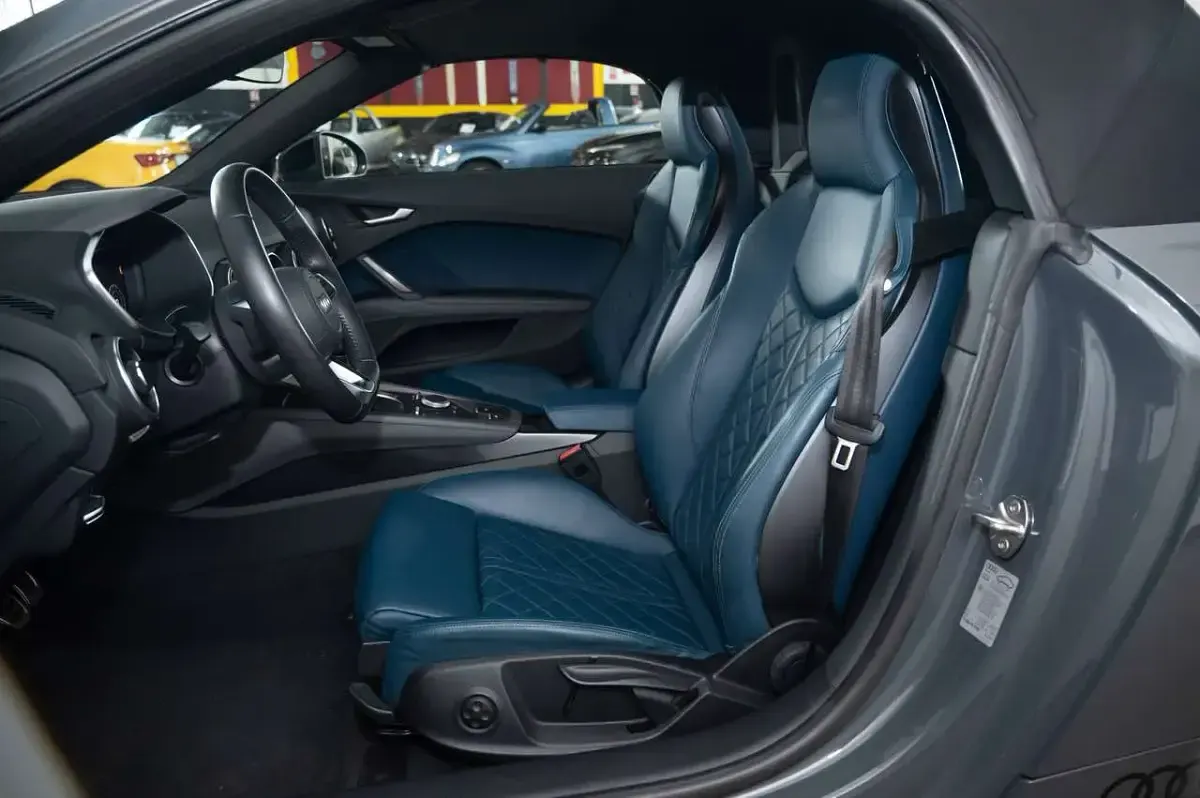 Usata Audi TT Roadster S-Line 179 CV (131 kW) 2016 Nanograu metallizzato cod. x7m Cabrio