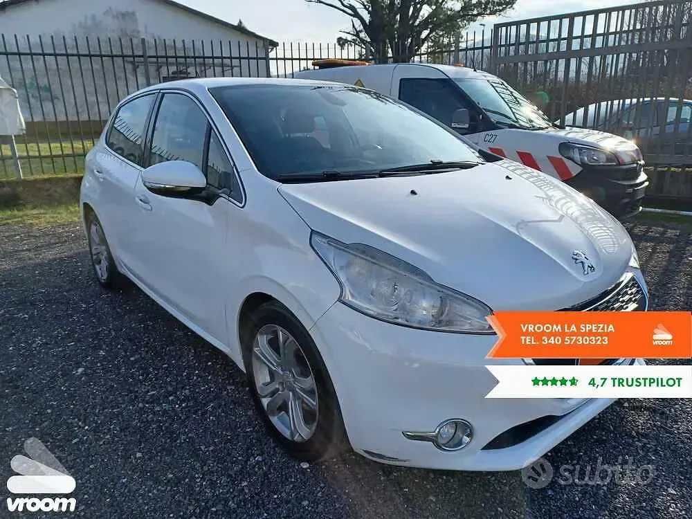 Usata Peugeot 208 Allure 68 CV (50 kW) 2013 Utilitaria