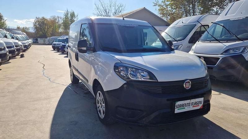 Usata Fiat Doblò 95 CV (69 kW) 2019 Bianco Monovolume