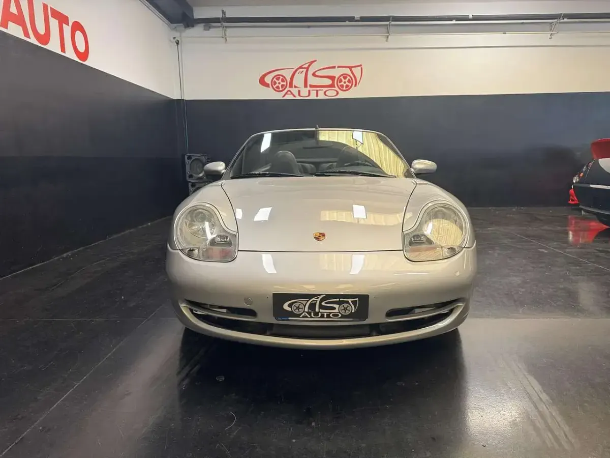 Usata Porsche 911 Carrera Cabriolet 300 CV (220 kW) 1999 Argento Cabrio