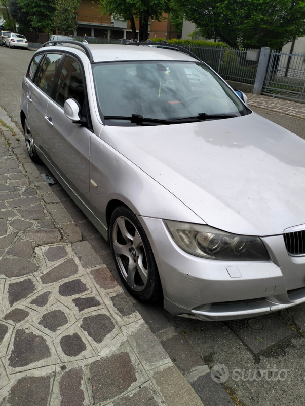 Usato 2006 BMW 320 2.0 Diesel 163 CV (1.500 €)