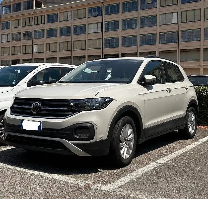 Usata VW T-Cross Style 110 CV (80 kW) 2023 Beige SUV