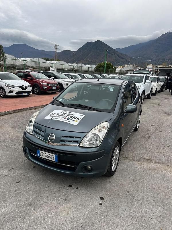 Usata Nissan Pixo 67 CV (49 kW) 2010 Grigio Utilitaria