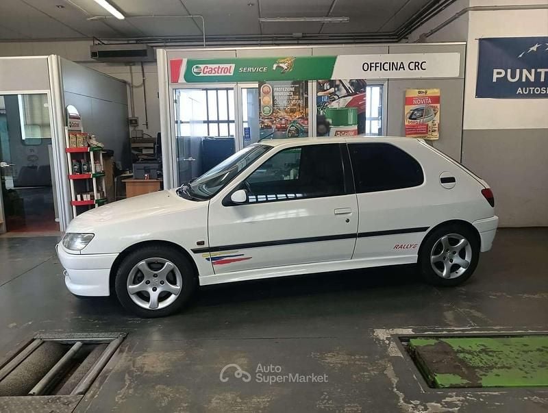 Usata Peugeot 306 163 CV (119 kW) 1998 Bianco Utilitaria