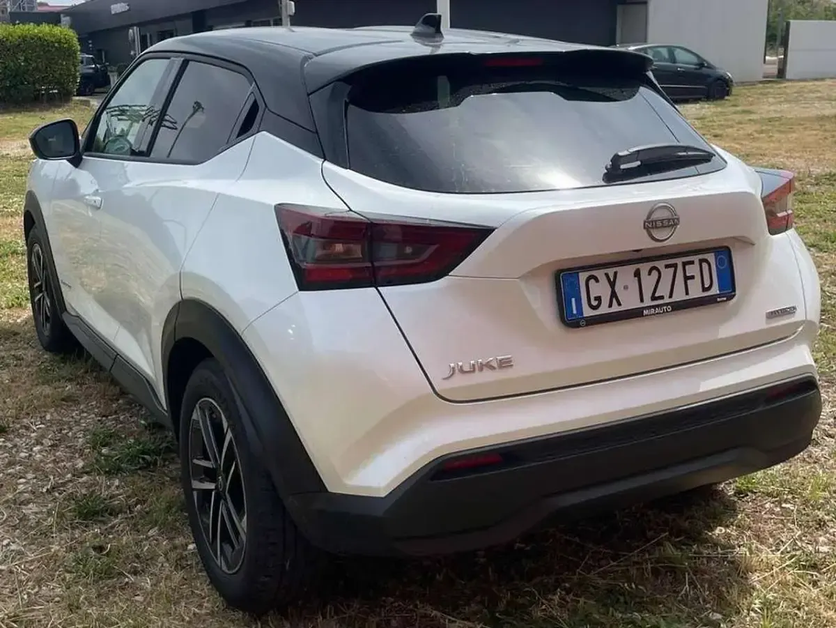 Usata Nissan Juke 94 CV (69 kW) 2024 Bianco SUV