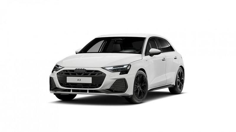 Nuova Audi A3 S-Line 2026 Bianco arkona Berlina