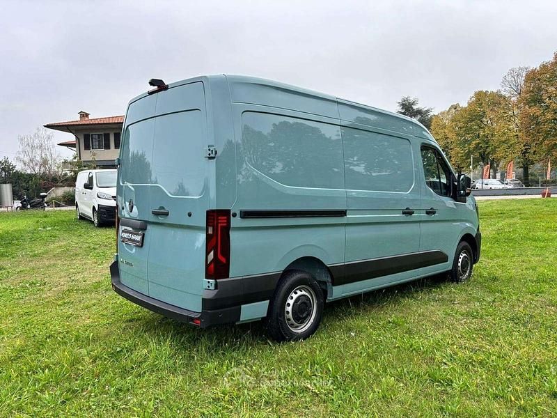 Nuova Renault Master 150 CV (110 kW) 2026 Blu Berlina