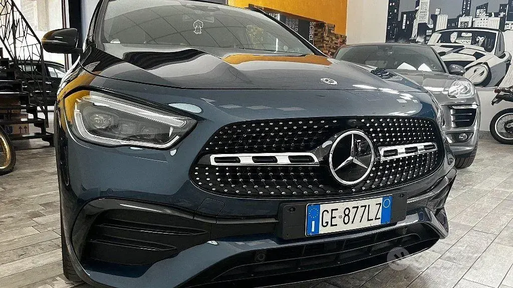 Usata Mercedes GLA250 Premium 224 CV (164 kW) 2021 Bluazzurro SUV