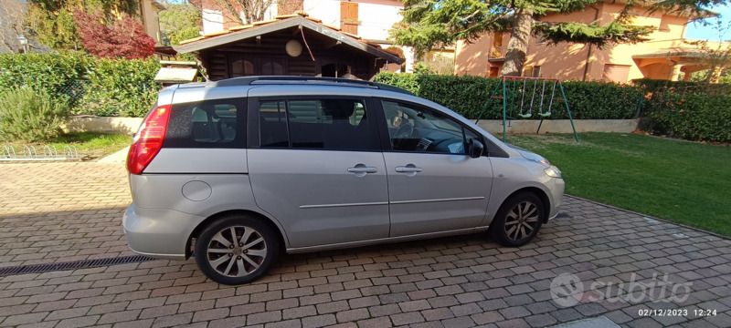 Usata Mazda 5 116 CV (85 kW) 2006 Grigio Monovolume