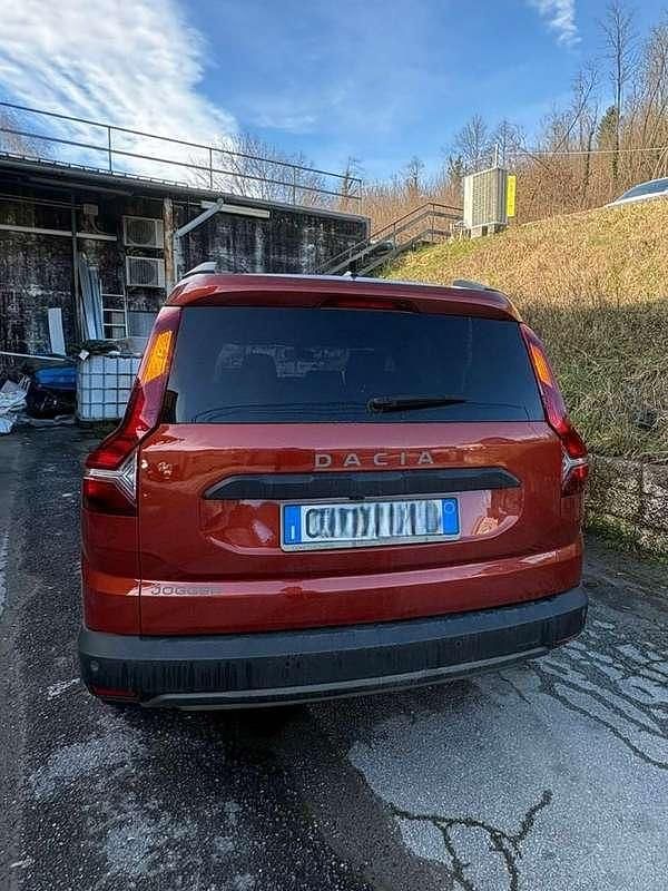 Usata Dacia Jogger Extreme 101 CV (74 kW) 2022 Marrone Monovolume