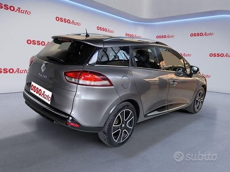 Usata Renault Clio GrandTour 90 CV (66 kW) 2016 Grigio Station wagon