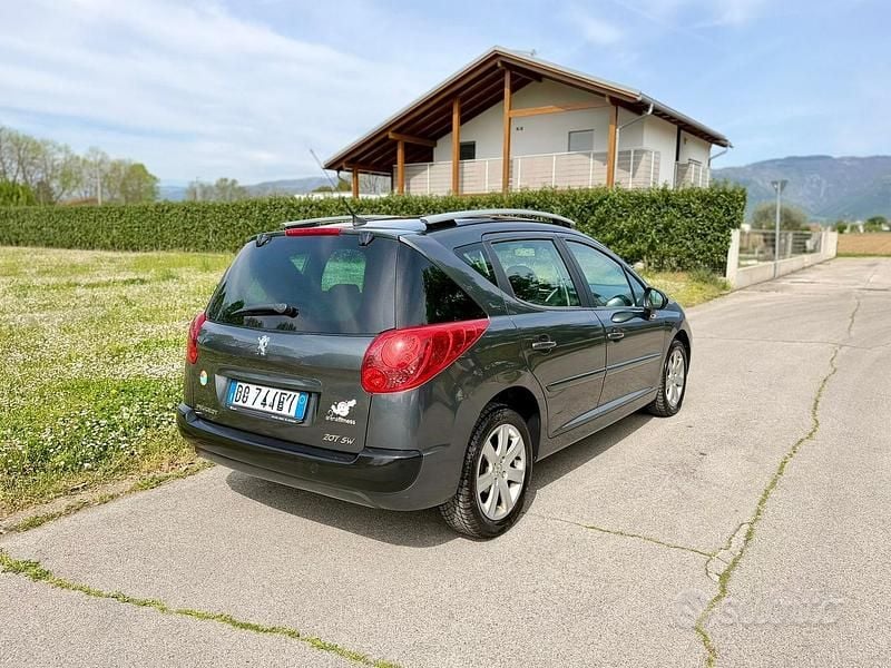 Usata Peugeot 207 2008 Nero Station wagon