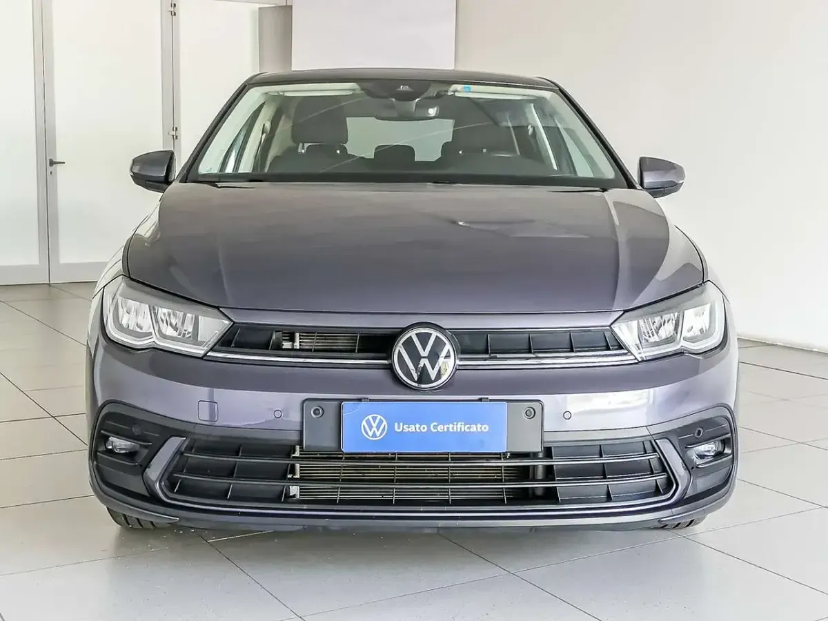 Nuova VW Polo R-line 95 CV (69 kW) 2026 Kings red metallizzato nero Utilitaria