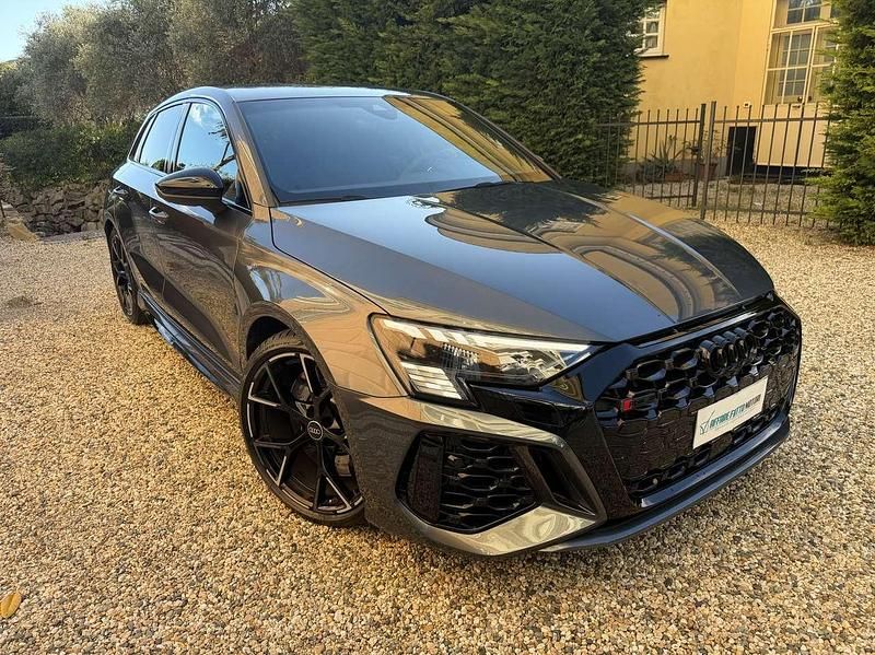 Usata Audi RS3 Ambiente 400 CV (294 kW) 2023 Grigio Berlina