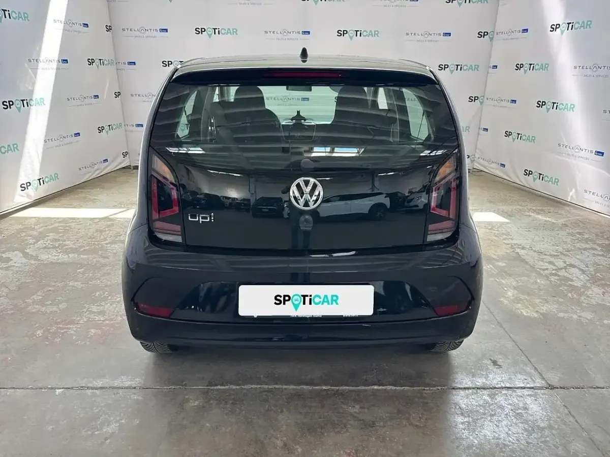 Usata VW up! move up! 60 CV (44 kW) 2017 Nero Utilitaria