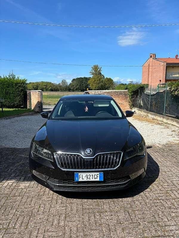 Usata Skoda Superb Ambition 120 CV (88 kW) 2017 Berlina