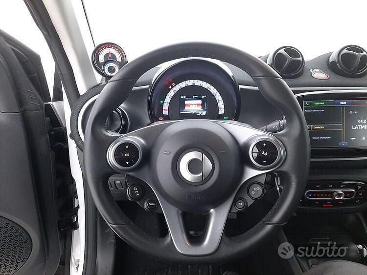 Usata Smart ForTwo Coupé Passion 60 kW (82 CV) 2020 Bianco Utilitaria