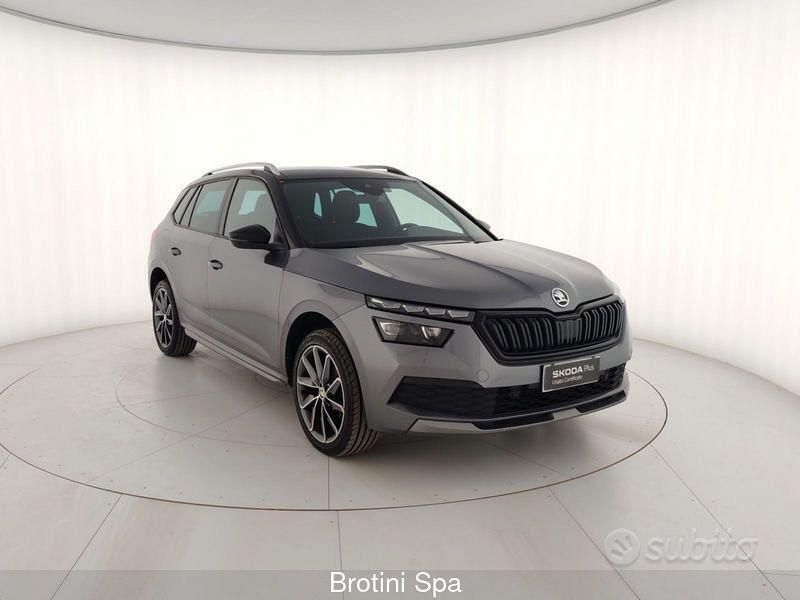 Usata Skoda Kamiq 110 CV (80 kW) 2022 Grigio SUV