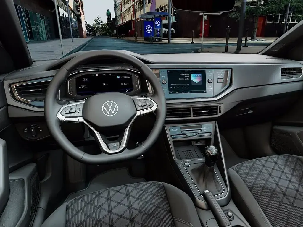 Nuova VW Taigo R-line Plus 116 CV (85 kW) 2026 Pure white deep black perlato SUV