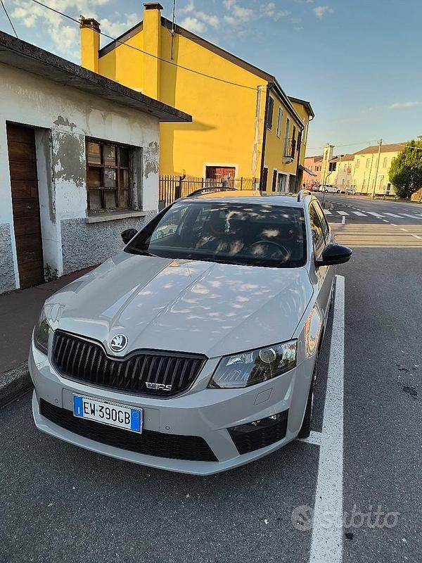 Usata Skoda Octavia vRS 2014 Utilitaria