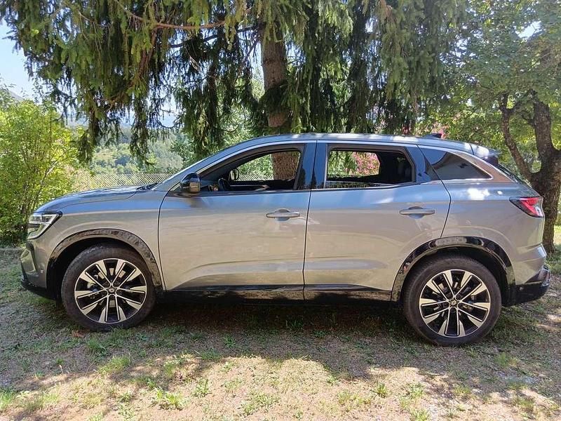 Usata Renault Austral Techno 131 CV (96 kW) 2023 Grigio SUV