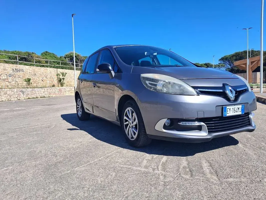 Usata Renault Scenic E-Tech LIMITED 110 CV (80 kW) 2015 Grigio Monovolume