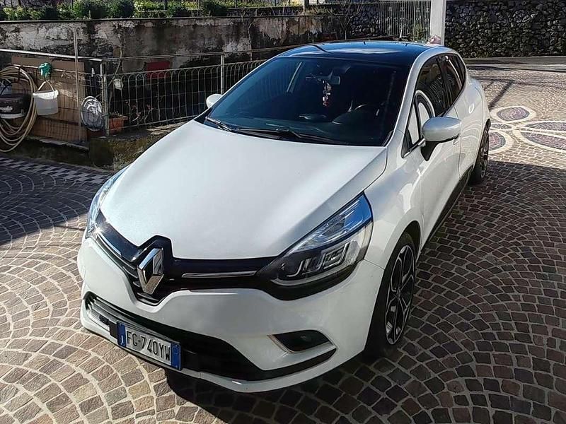 Usata Renault Clio IV Intens 90 CV (66 kW) 2017 Bianco Berlina