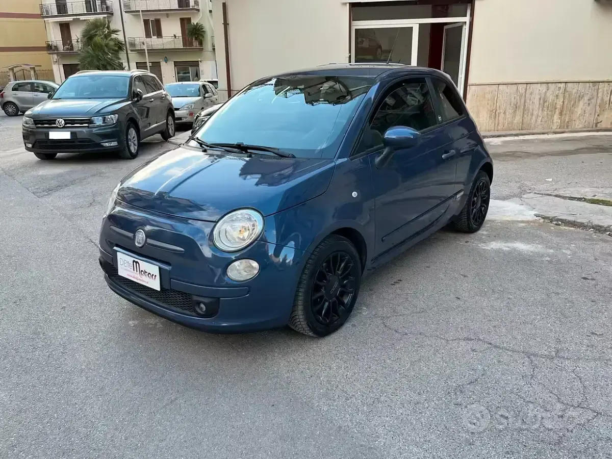 Usata Fiat 500 85 CV (62 kW) 2011 Blu Utilitaria