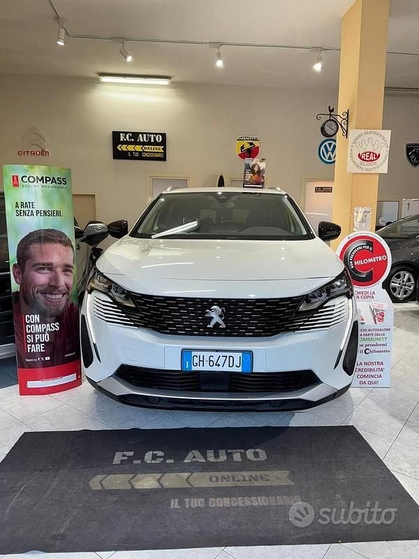 Bianco Usata 2022 Peugeot 5008 Allure Station wagon | 14.900 € (Super prezzo) - Immagine 1/4