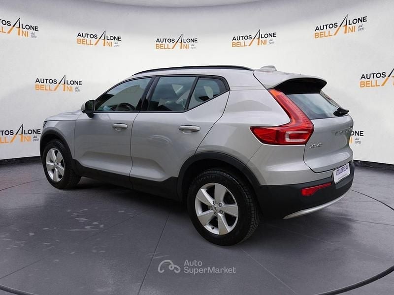 Usata Volvo XC40 163 CV (119 kW) 2023 Grigio SUV